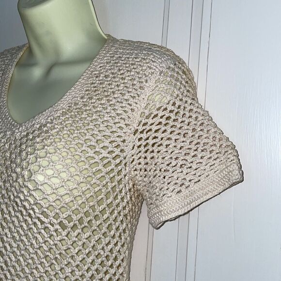 Vtg 70s cream colored loose crochet knit short sleeved sweater top - Picture 2 of 5